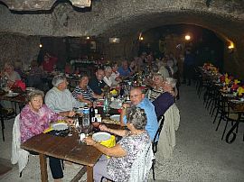 SAUMUR : Restaurant Troglodyte